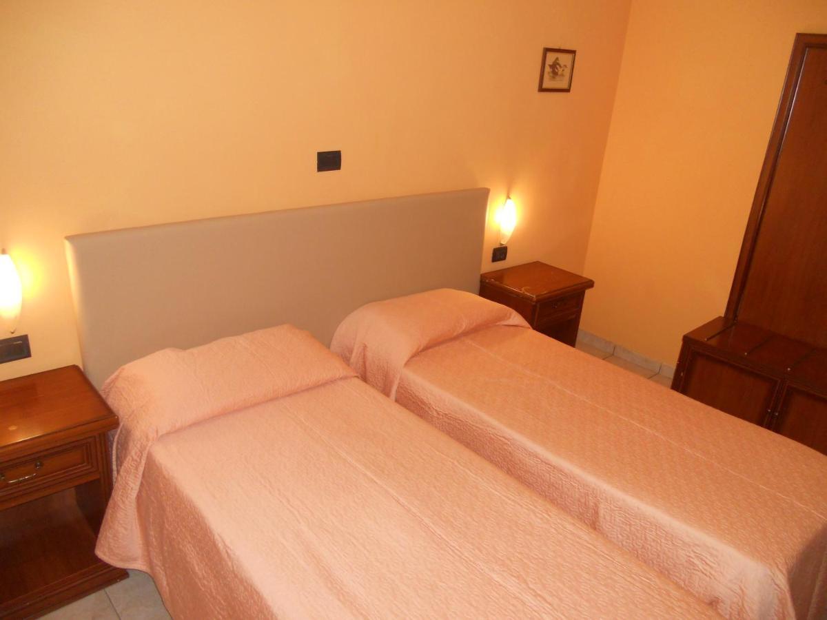 Hotel Salus Montecatini-Terme Esterno foto